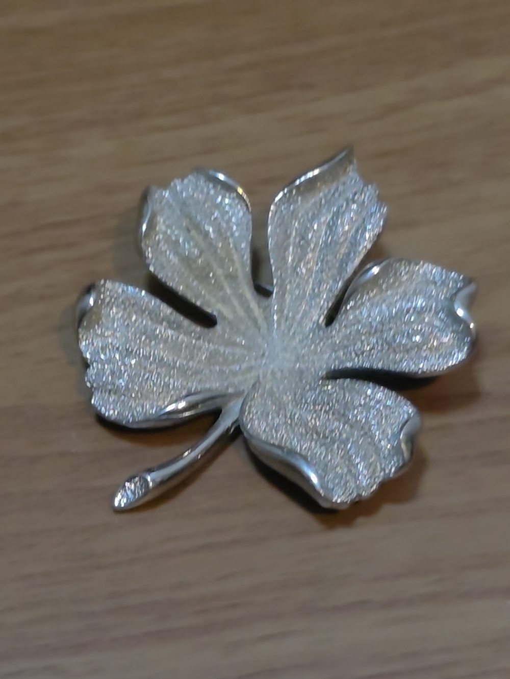 Vintage Silver-Tone Textured Leaf Brooch Pin - Unsigned